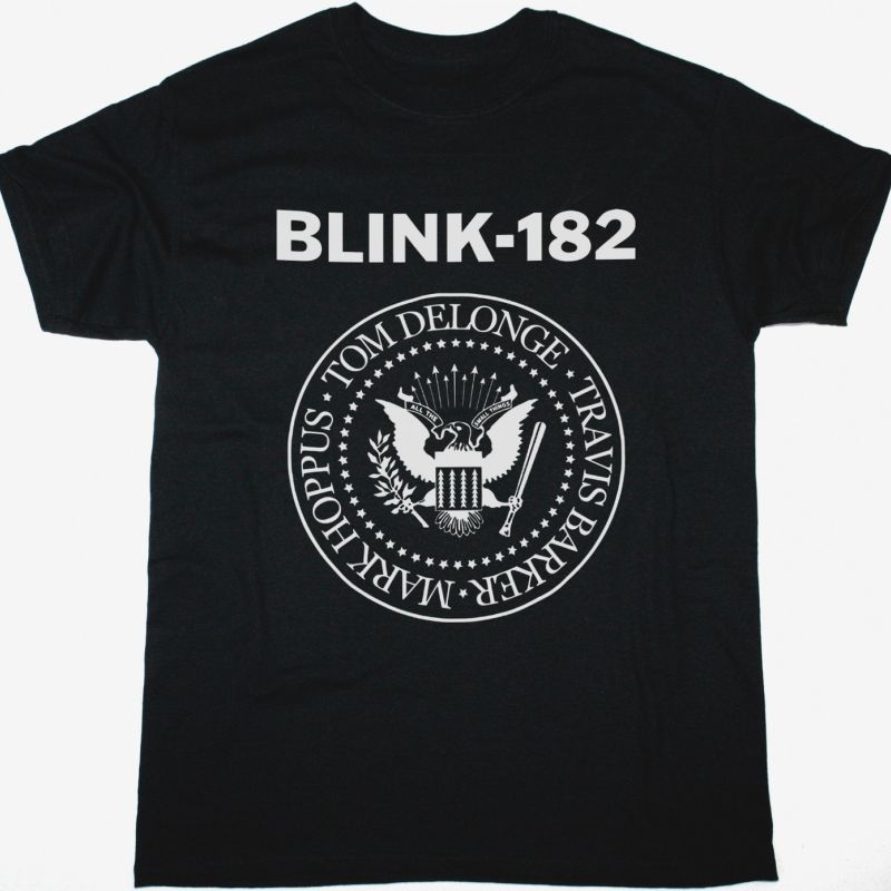 BLINK-182 CREST LOGO NEW BLACK T-SHIRT
